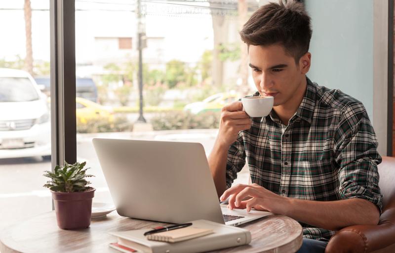 Želite da postanete web developer? Evo šta treba da uradite