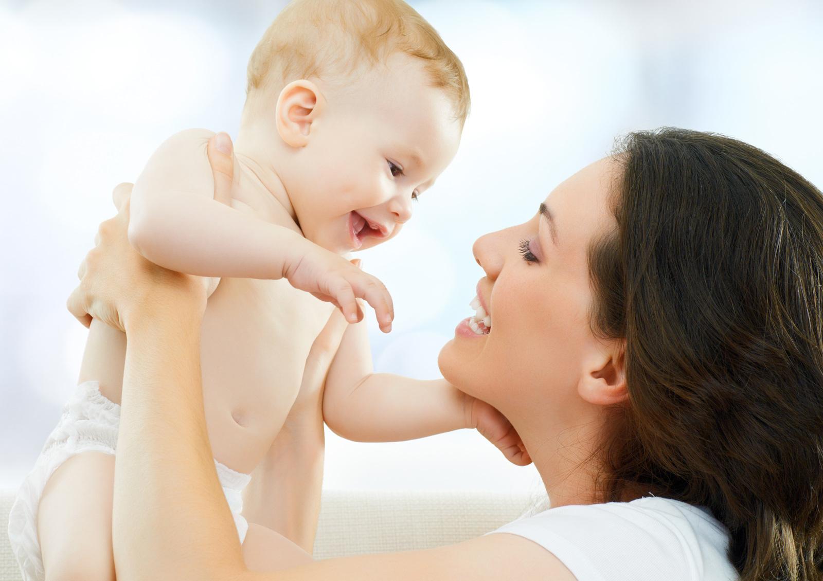 Žene koje su rodile biološki su "starije" od onih koje nisu