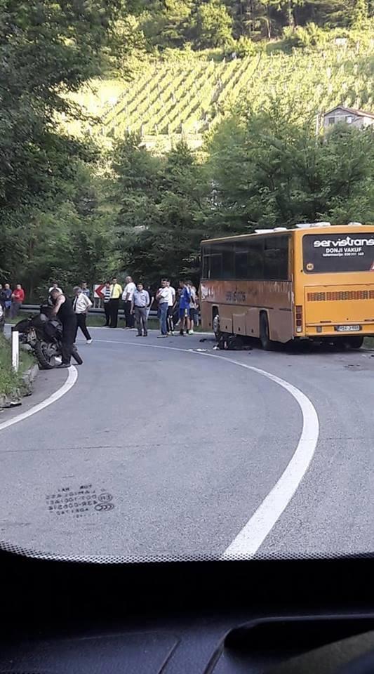 Teška saobraćajna nesreća na putu Jajce - Donji Vakuf, poginuo motociklista