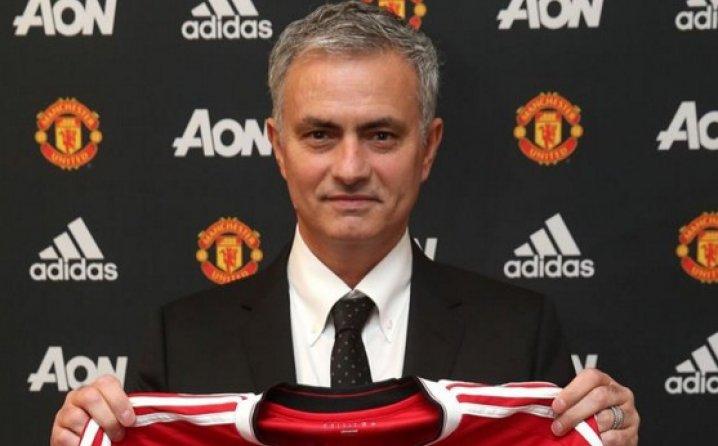 Mediji ga već obukli u dres Uniteda, a Mourinho ''nema pojma''?!