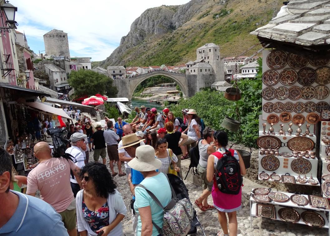 Jedna od najpoznatijih manifestacija u regiji: U nedjelju tradicionalni 451. skokovi sa Starog mosta