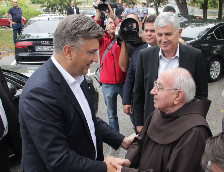 Premijer Hrvatske stigao u Tuzlu: Čović Plenkoviću poručio da ne sluša demotivirajuće izjave iz BiH