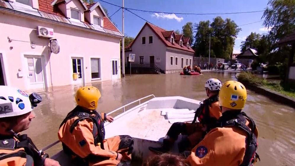 Nadležni građanima Ogulina: Pripremite flaširanu vodu, svijeće, baterije, hranu, lijekove...