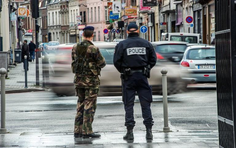 Nica: Uhapšen naoružani muškarac koji je prijetio da će se zaklati