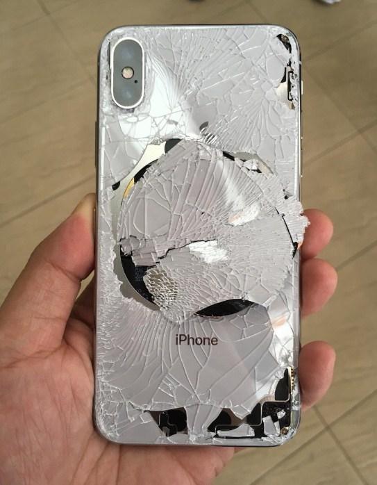 Počela prodaja iPhone X, mnogi daju hiljade dolara da ga razbiju