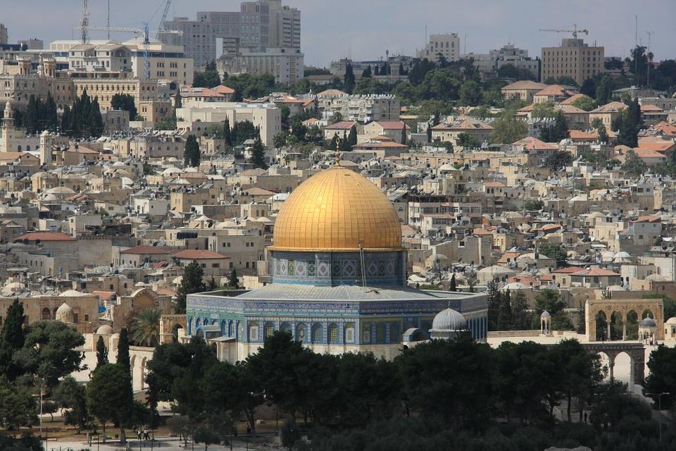 Izraelski sud izrekao doživotne kazne Palestincima zbog napada u Tel Avivu