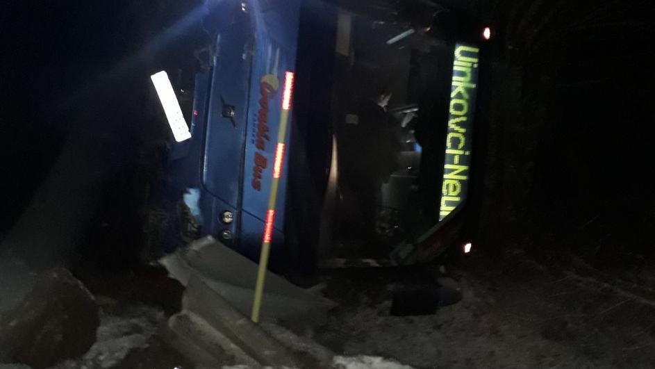 U slijetanju zagrebačkog autobusa kod Livna povrijeđene četiri osobe