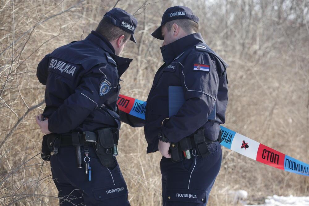 Horor kod Požarevca: Stražar se objesio ispred kuće svoje djevojke, ali prvo joj poslao SMS da izađe u dvorište