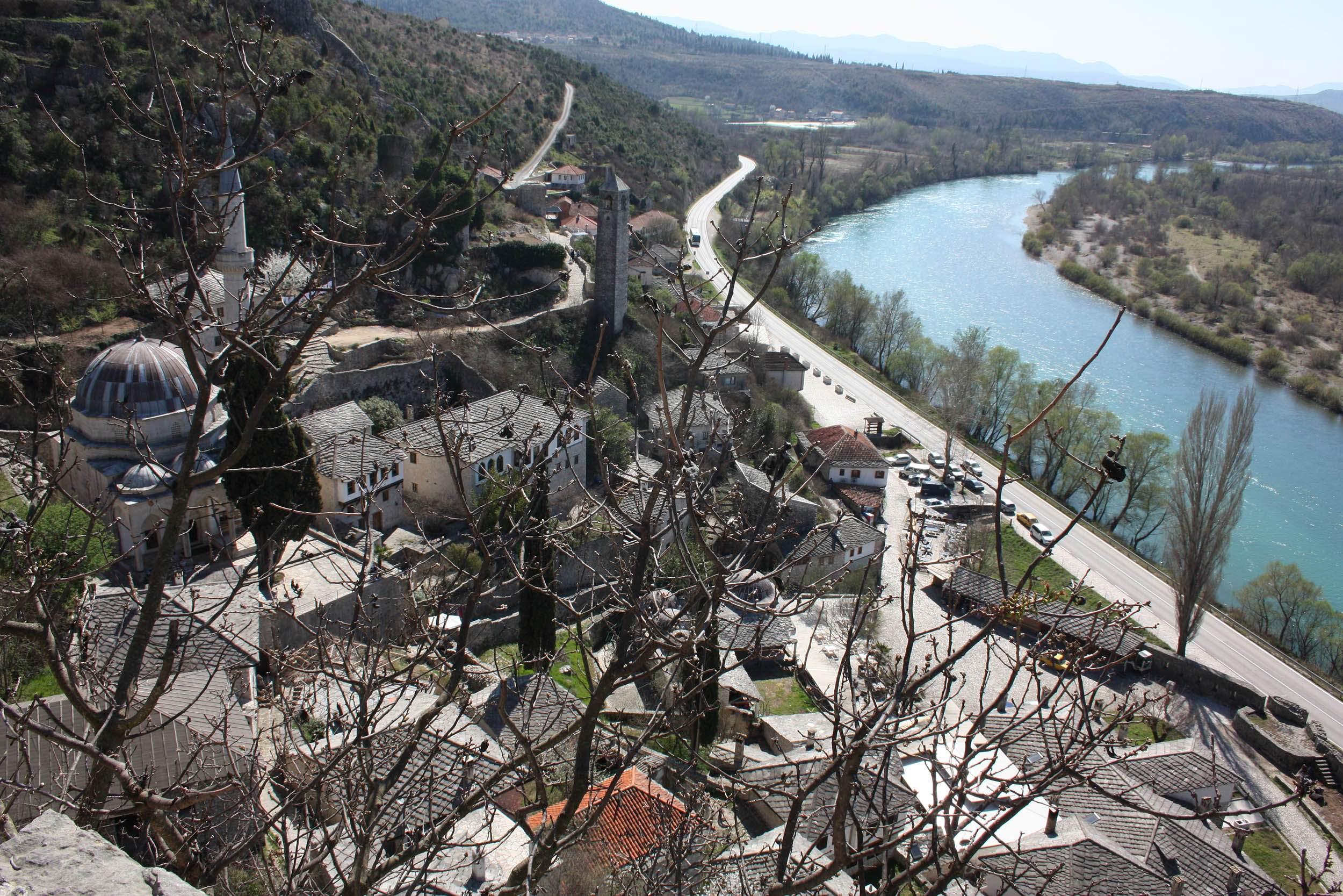 Ništa nije poduzeto nakon dramatičnog upozorenja: Ruine i fekalije i dalje prijete gradu koji je ljepotom ostavljao bez daha