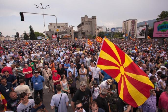 Vruće u Makedoniji: Masovni protesti protiv unapređenja upotrebe albanskog jezika