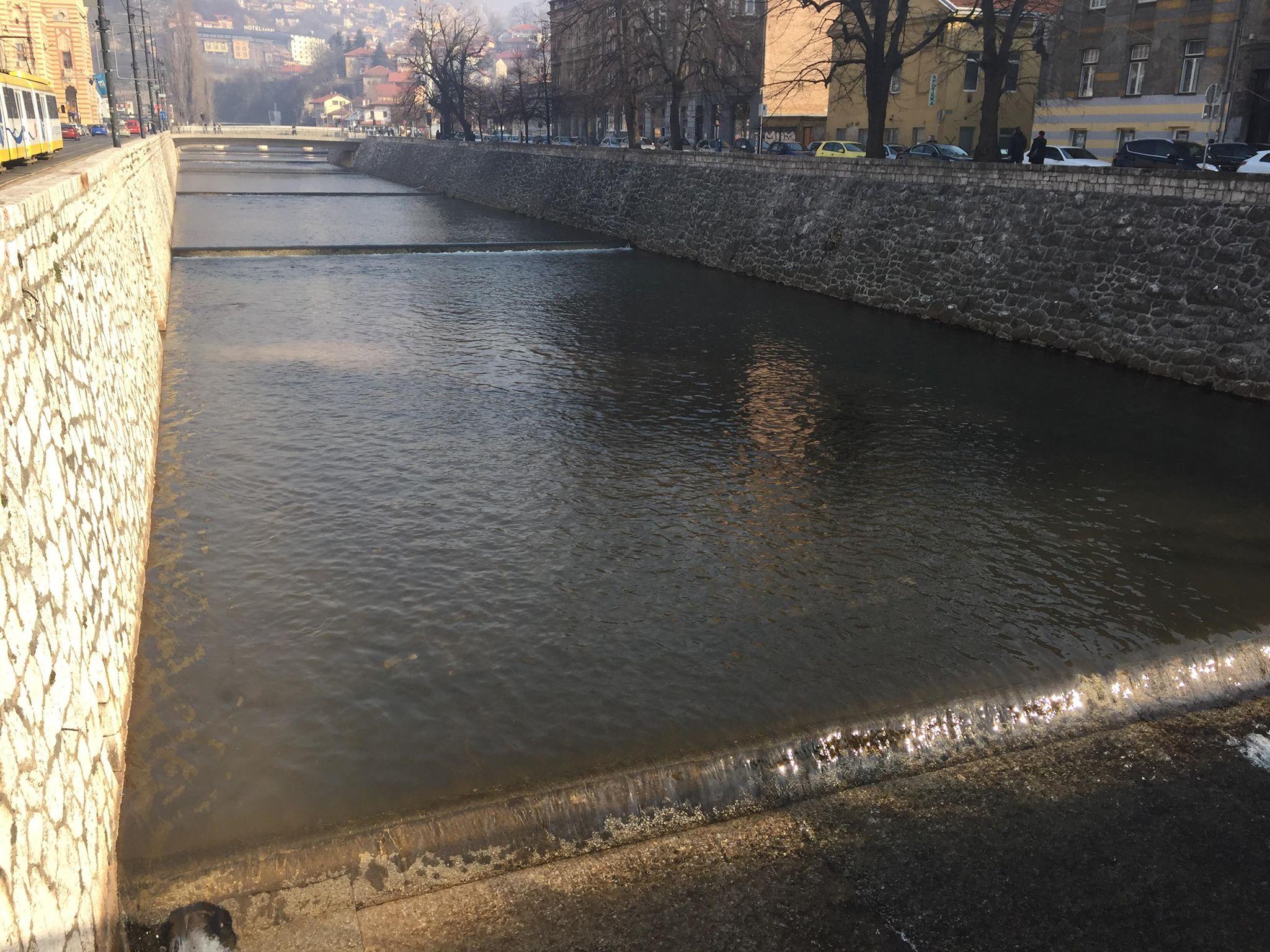 Stručnjaci i dalje upozoravaju na opasnosti korita Miljacke: Od 22 postojeće kaskade samo jedna nije ubitačna