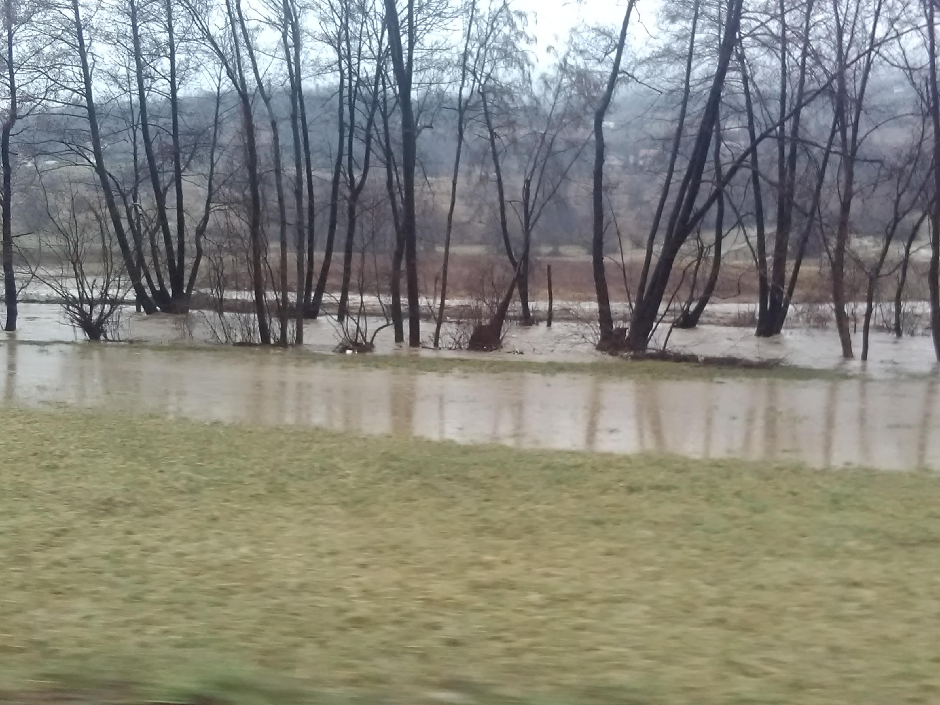 Dramatična situacija u Kiseljaku: Poplavljen cijeli grad