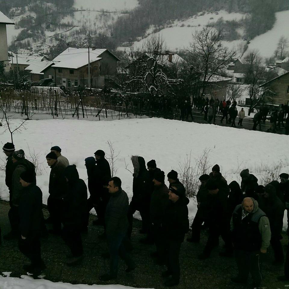 Građani u Donjem Vakufu oprostili se od nesretne djevojke - Avaz