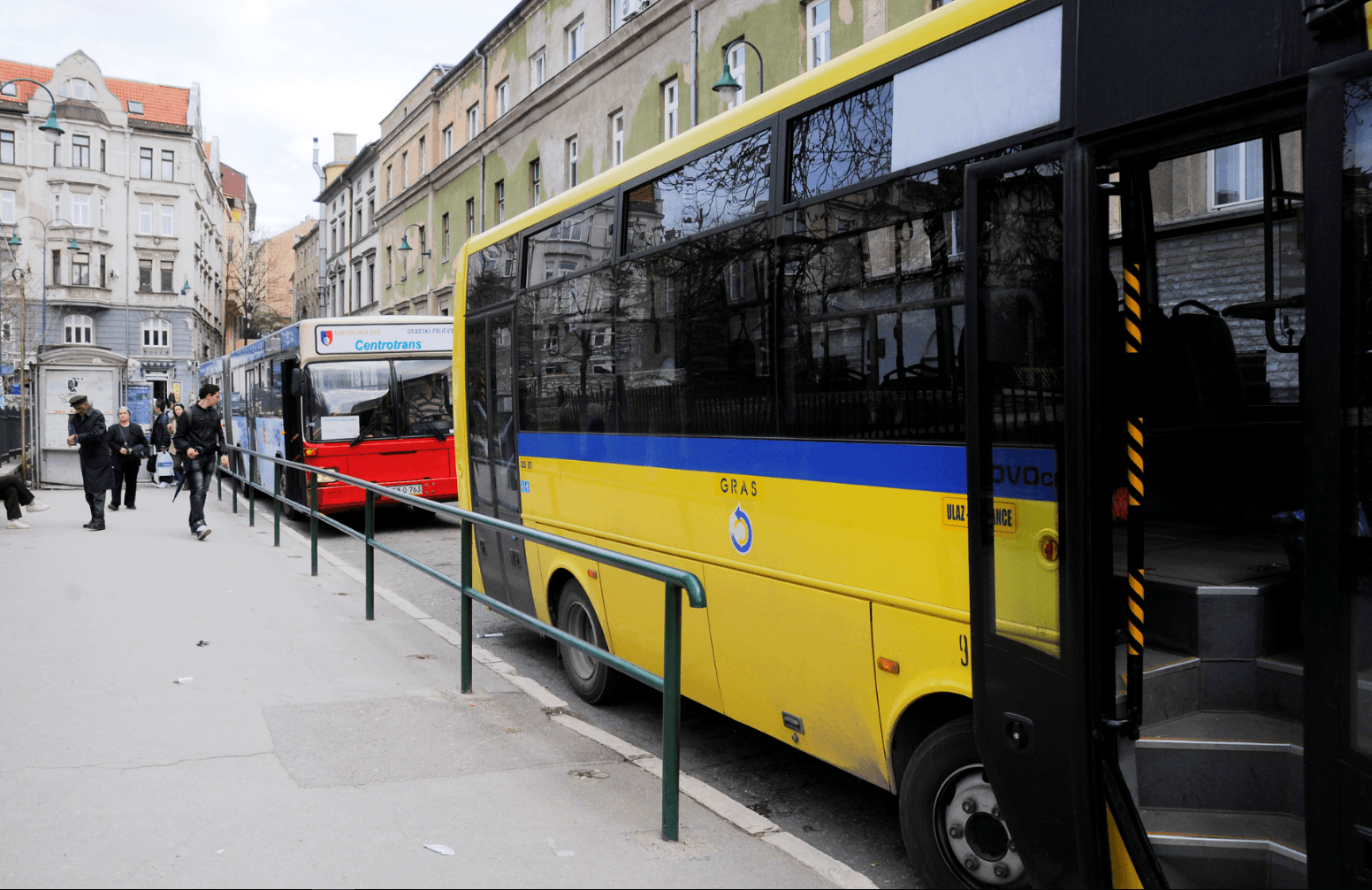 Vozači GRAS-a će putem kamera pratiti putnike u autobusima