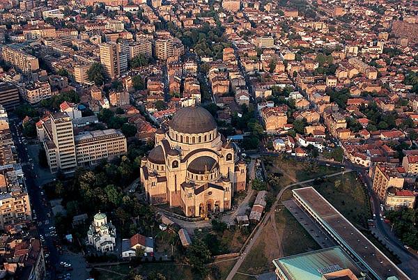 Srbija: Pronađen leš muškarca u dvorištu kuće