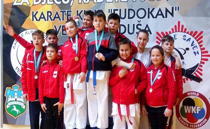 Karatisti postali vlasnici 14 medalja