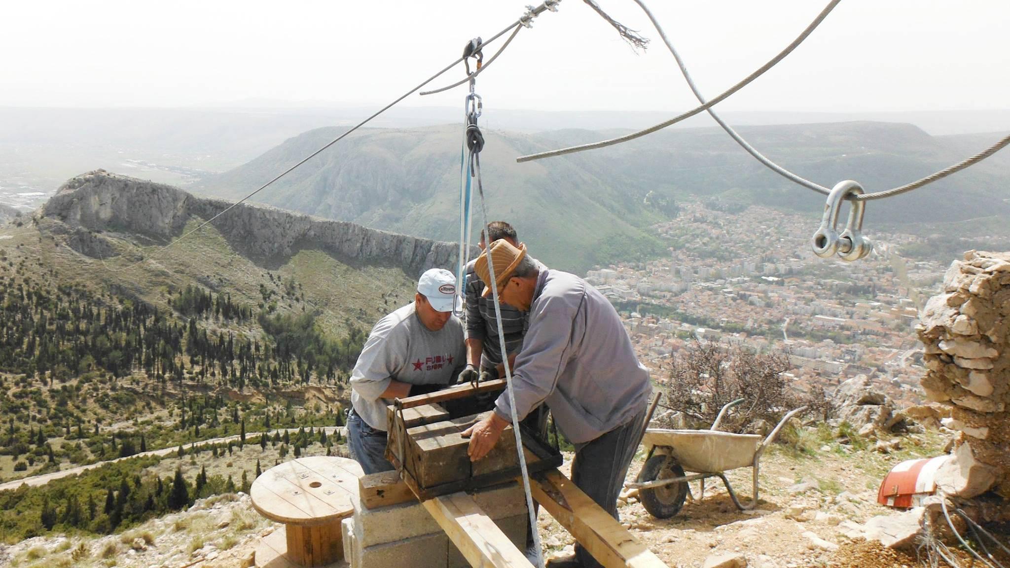 Mostarski zipp-line lako podnio opterećenje od 350 kilograma