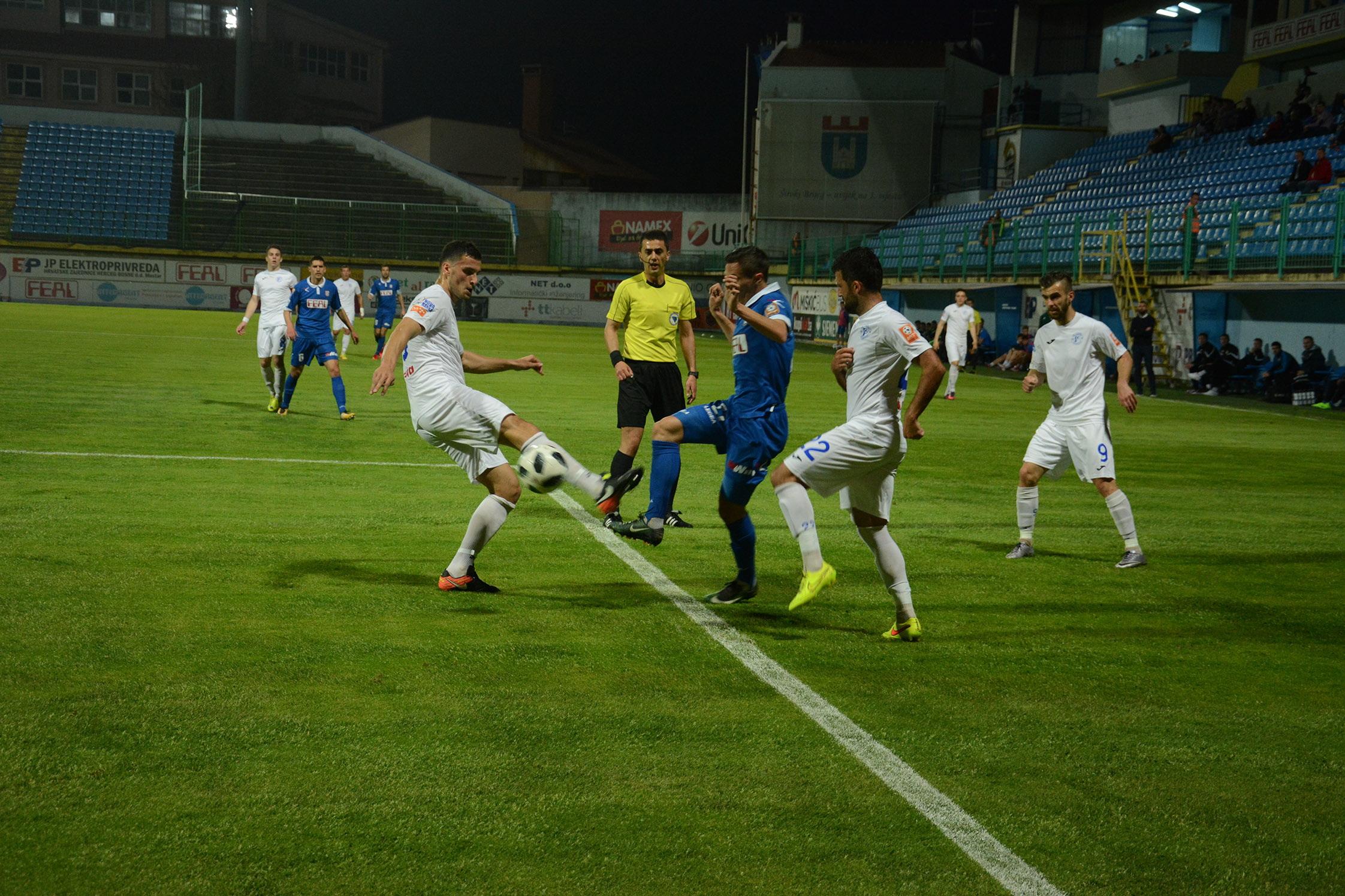 Liga za prvaka: Hadžić šokirao Pecaru