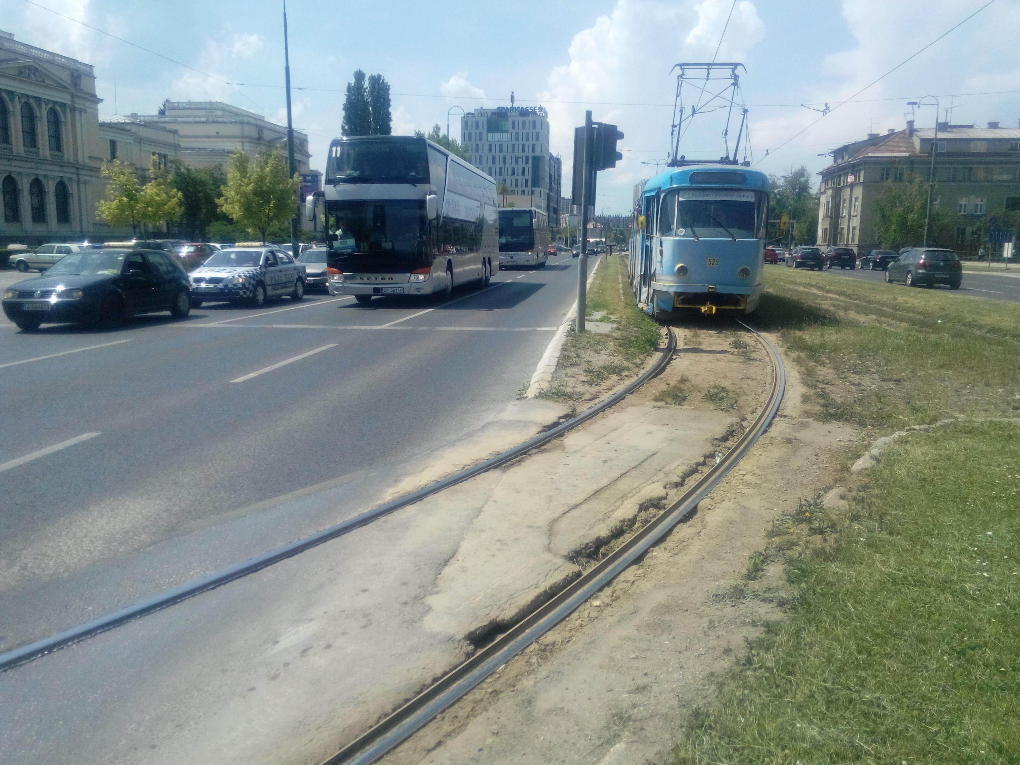 Milione maraka ćemo baciti, a probleme nećemo riješiti!