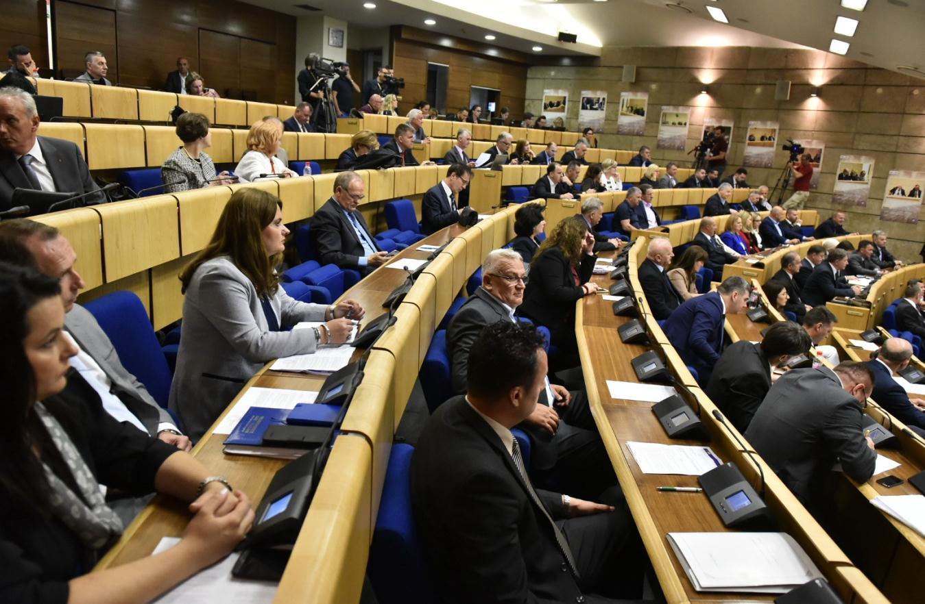 Četiri sjednice planirane za idući mjesec