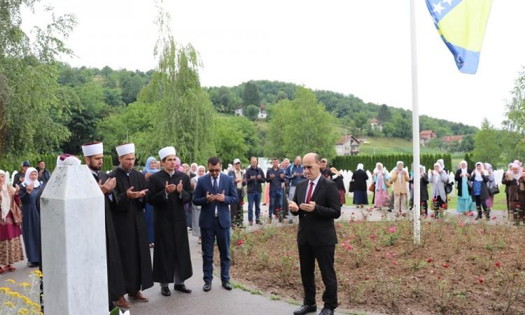 Salkić: Mir i sloboda su najvrednije tekovine koje su nam ostavili naši šehidi