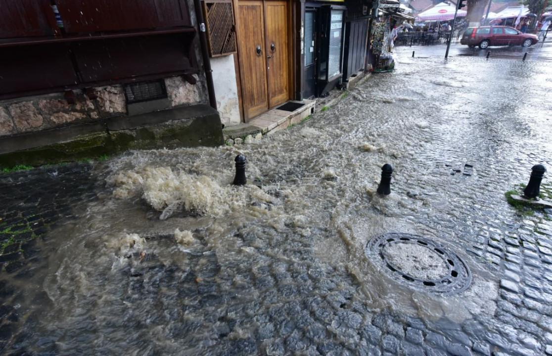 Otčepljena kanalizacija