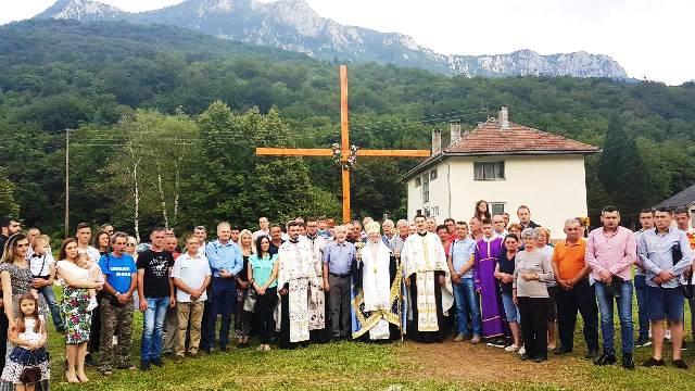 Žele nezakonito graditi crkvu pored spomenika partizanima