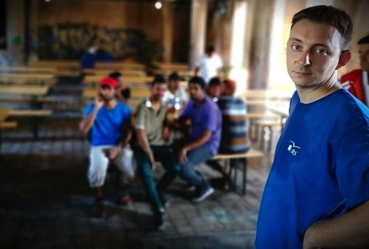 Bojan Glavašević potresen posjetom migrantima u BiH: Odgovorni smo za njih