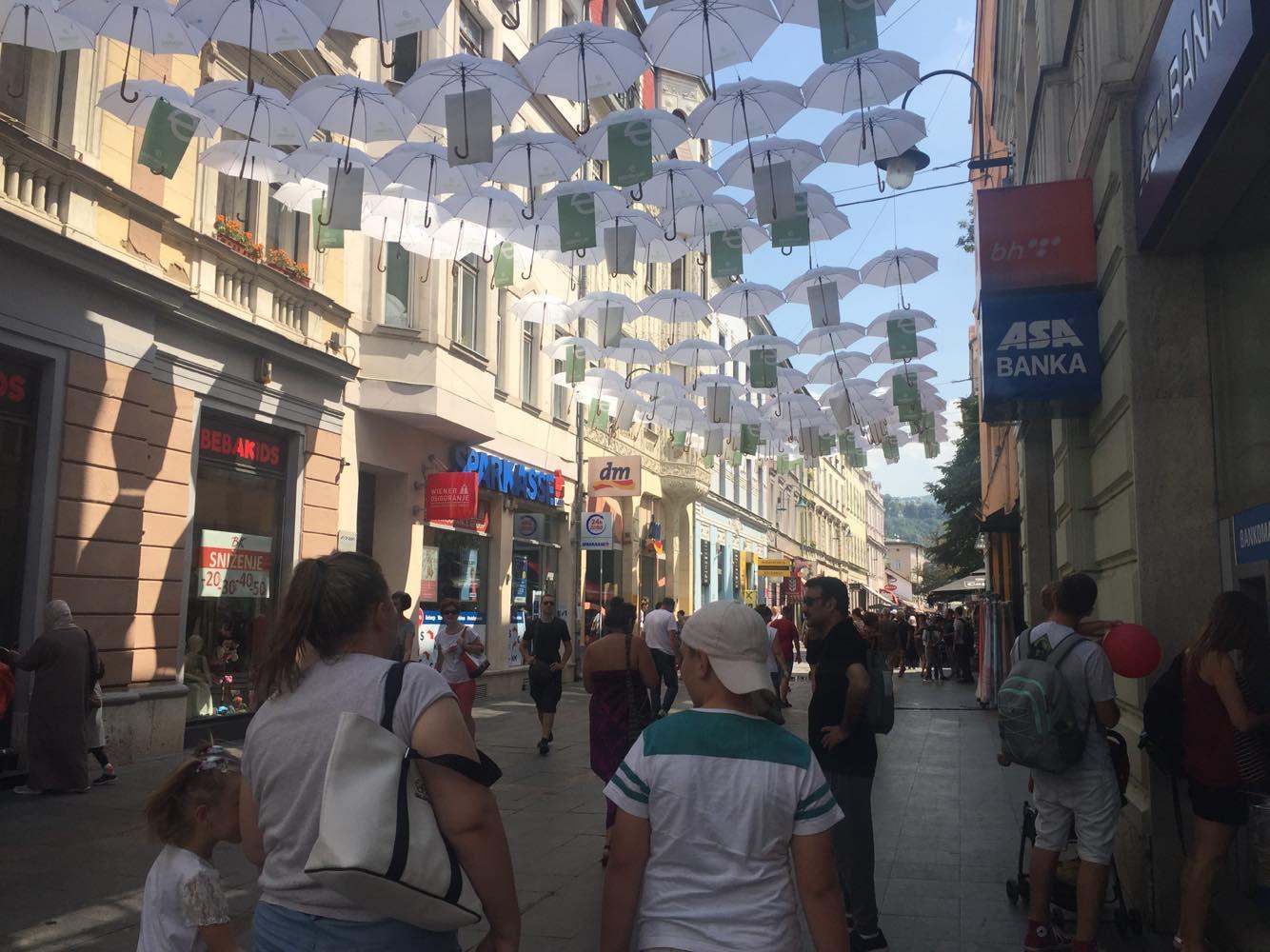 Šetališta puna, sve veći broj turista posjećuje glavni grad BiH