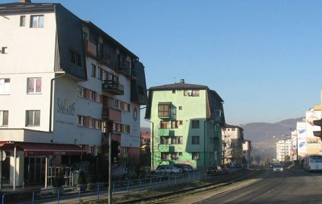 Kvar na rezervoaru: Vogošća i dalje bez pitke vode, građani ogorčeni