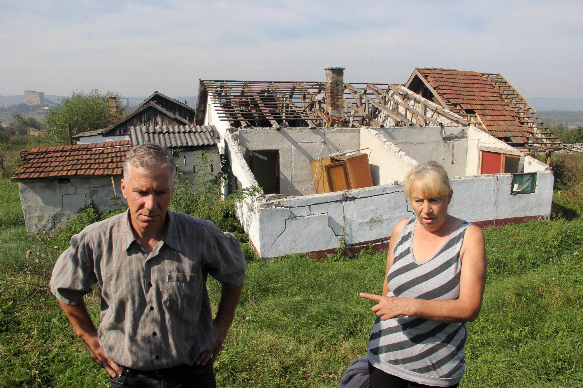 Površinski kop Šikulje guta kuće u Donjem Crvenom Brdu