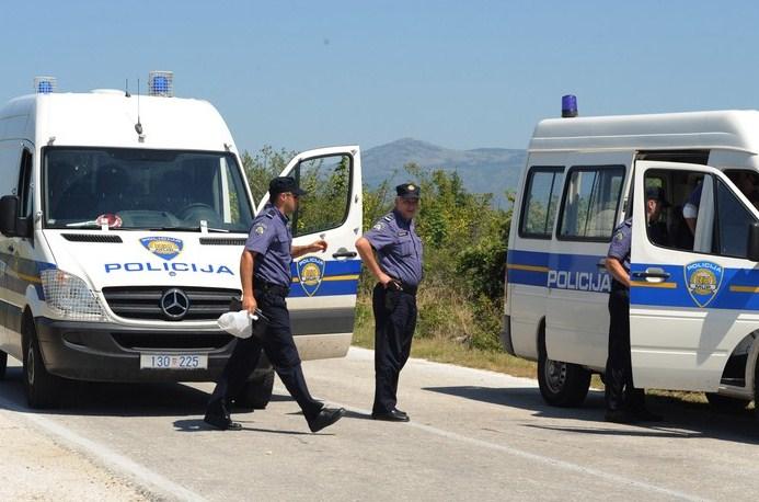 Teška saobraćajna nesreća kod Zadra, jedna osoba poginula, automobili potpuno uništeni