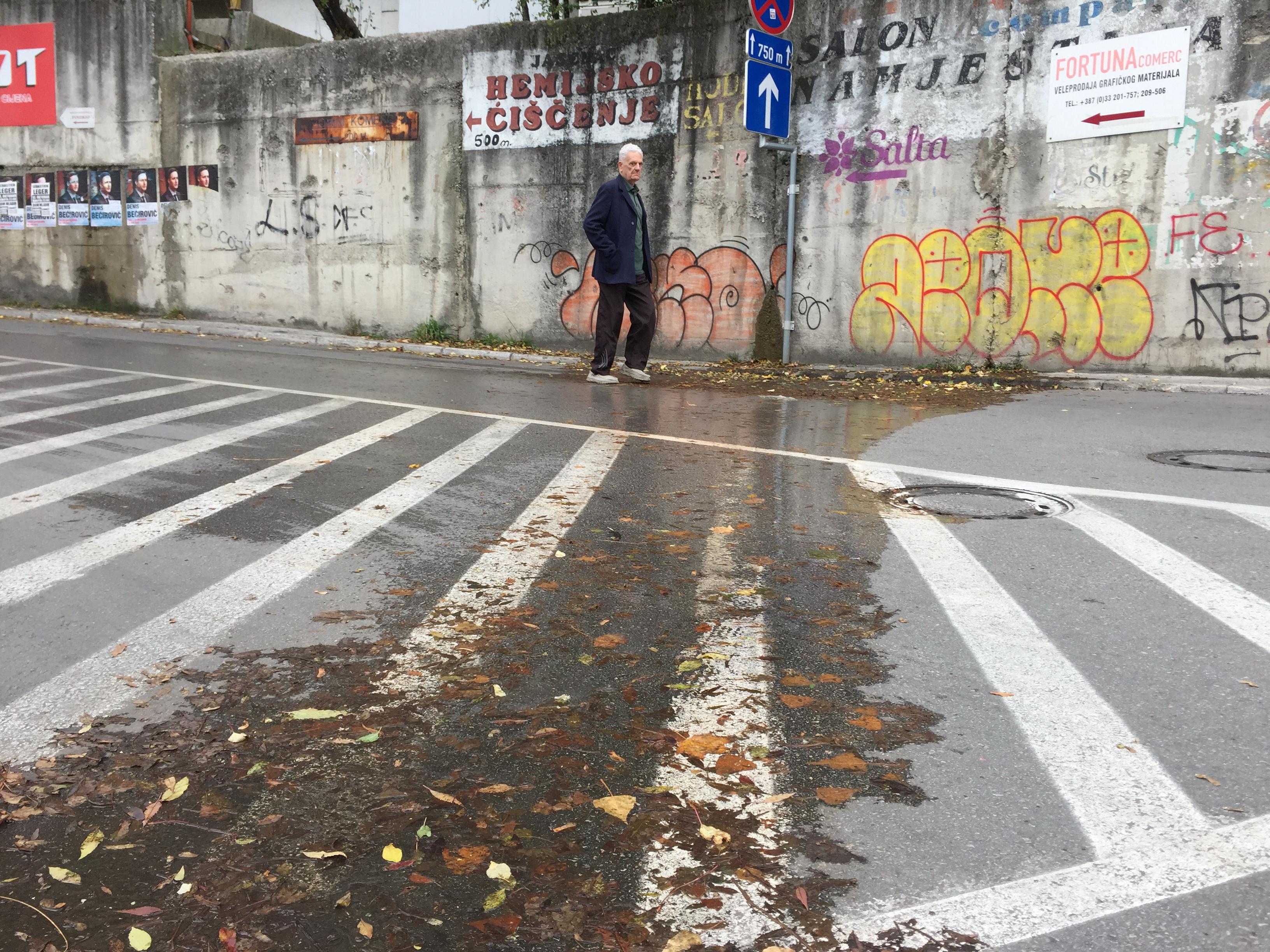 U ulici Hakije Kulenovića: Fekalije smrde na Ciglanama