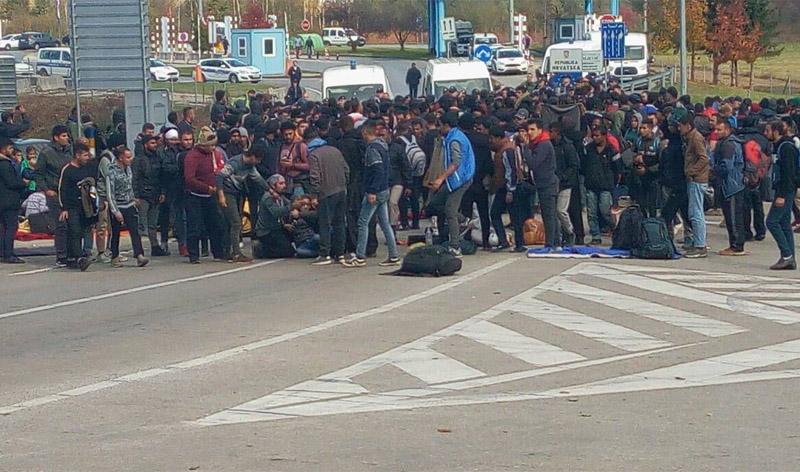 Pokušao prokrijumčariti dvoje svojih državljana od kojih je jedan maloljetna osoba