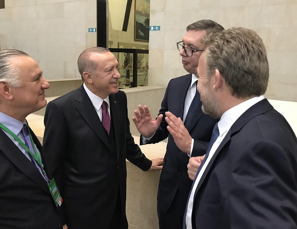 U Parizu razgovarali Erdoan, Vučić i Izetbegović