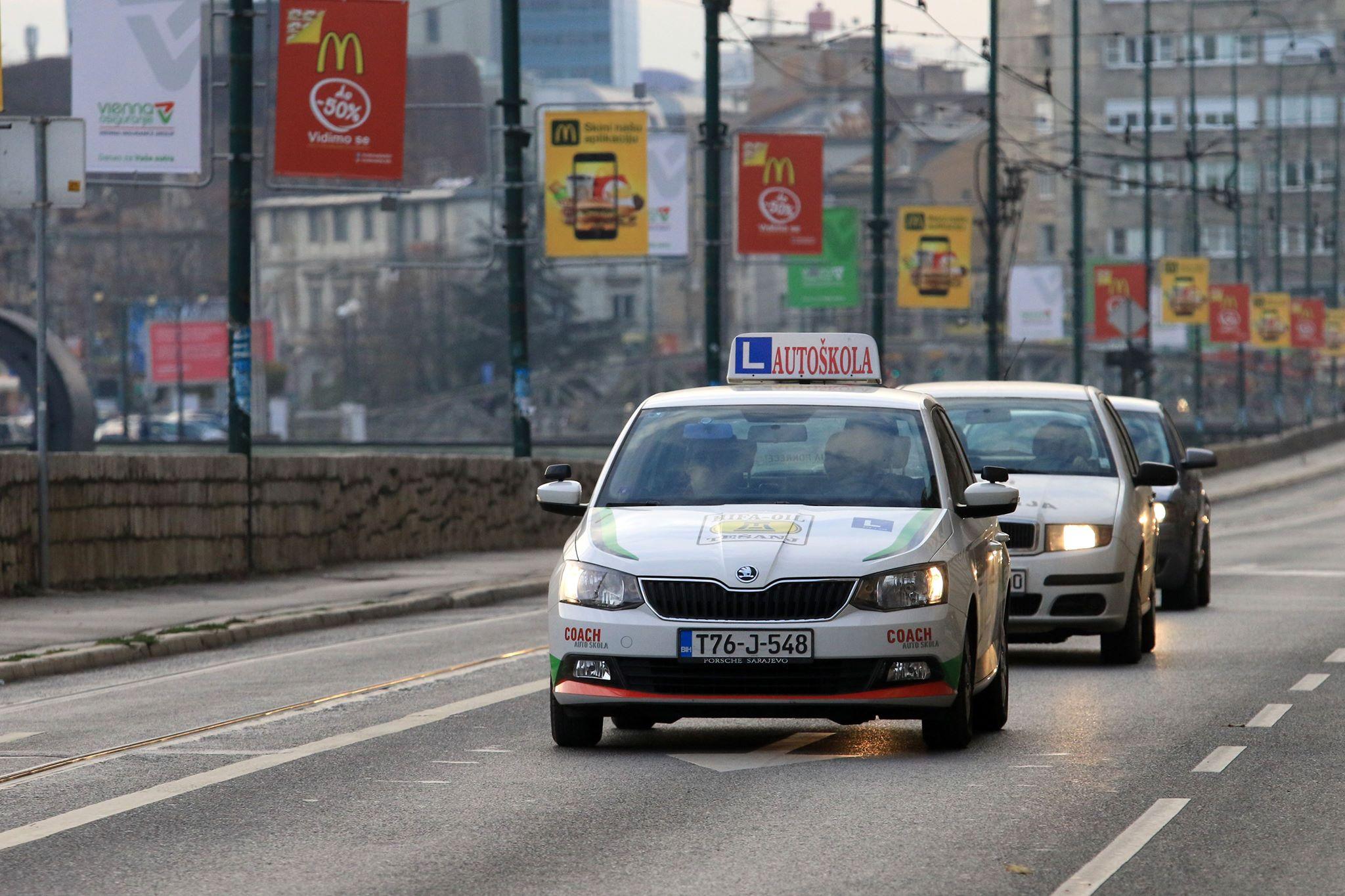 Ostaje nam samo da stavimo ključ u bravu