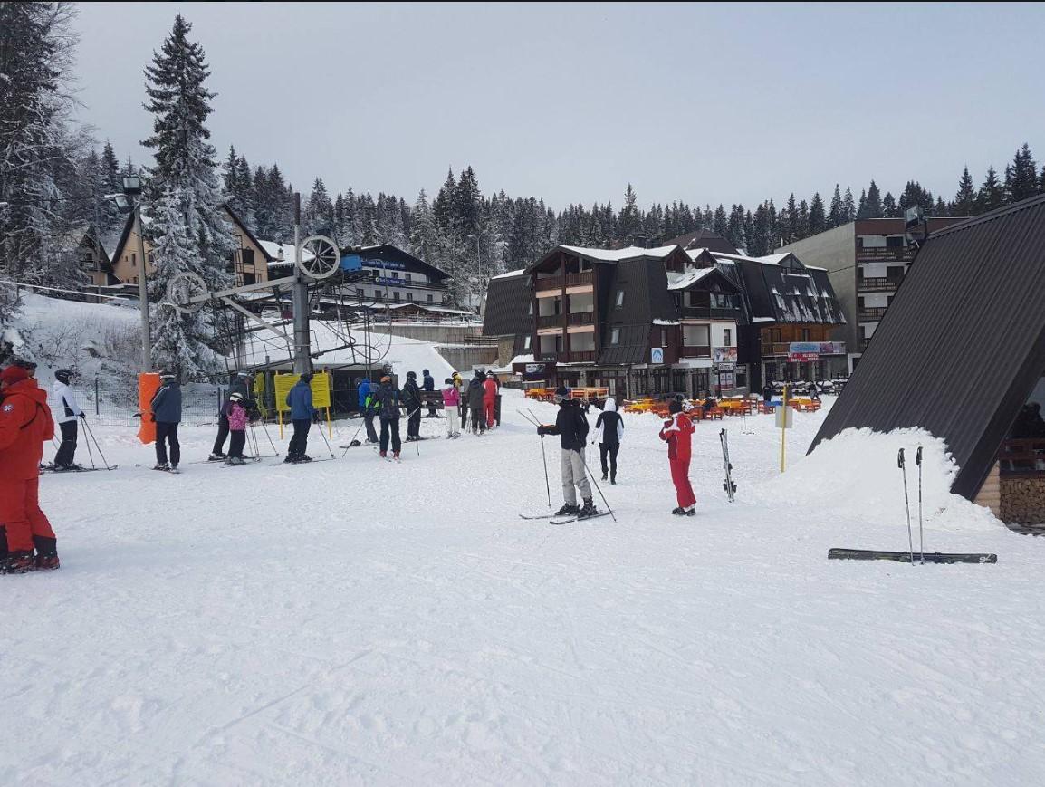 Jahorina prepuna skijaša, na Bjelašnici zakazao ski-lift