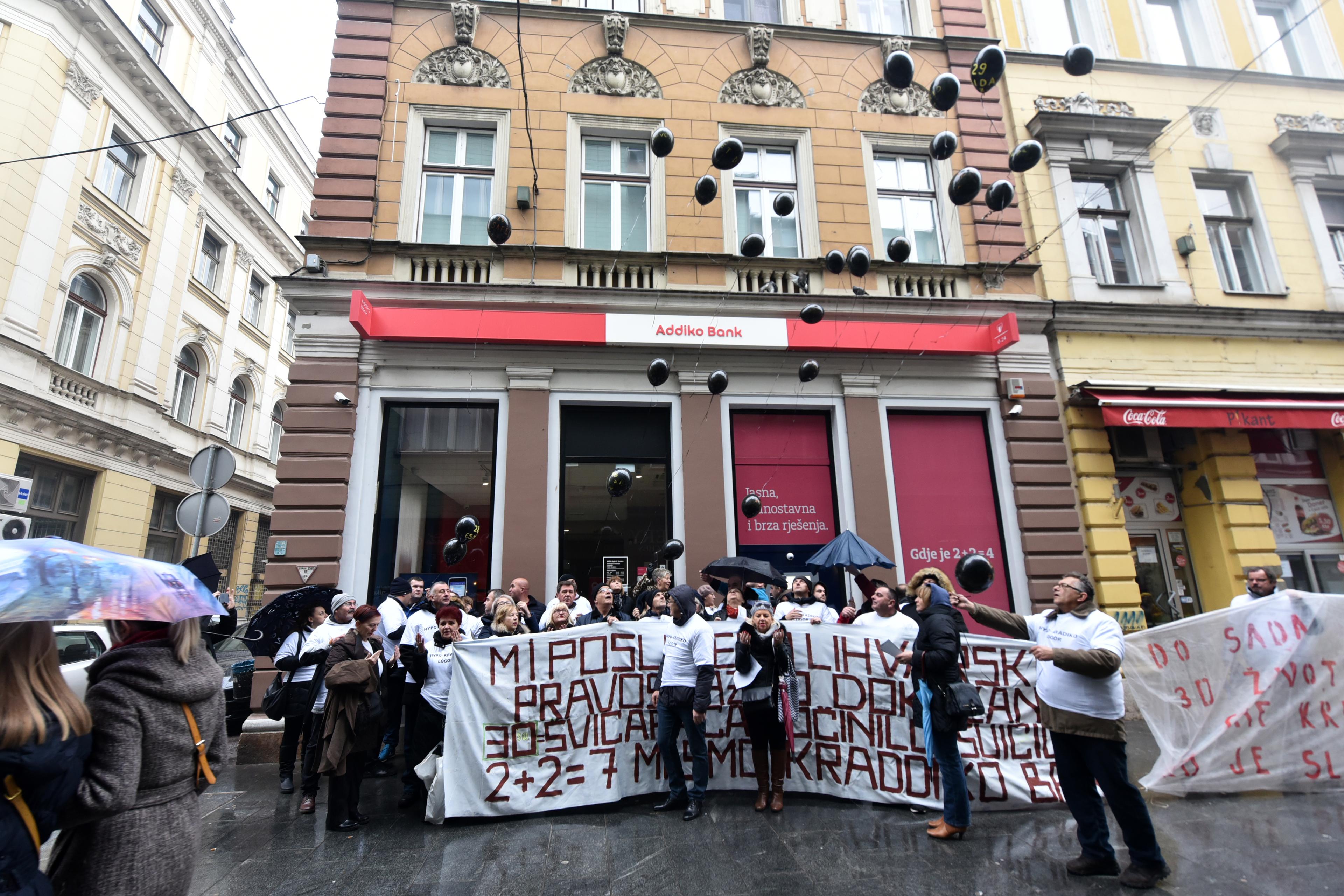 S današnjeg protesta - Avaz