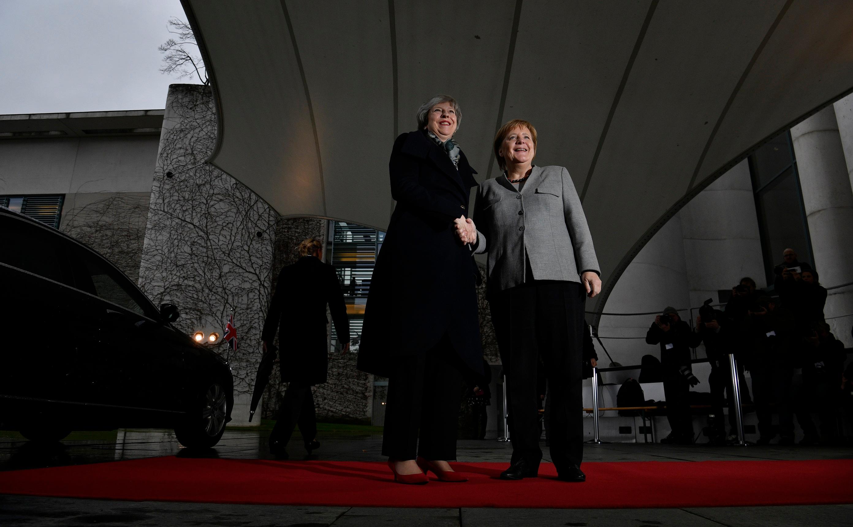 Merkel dočekala Mej u Berlinu