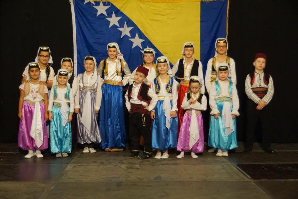 Nastupili i mali folkloraši - Avaz