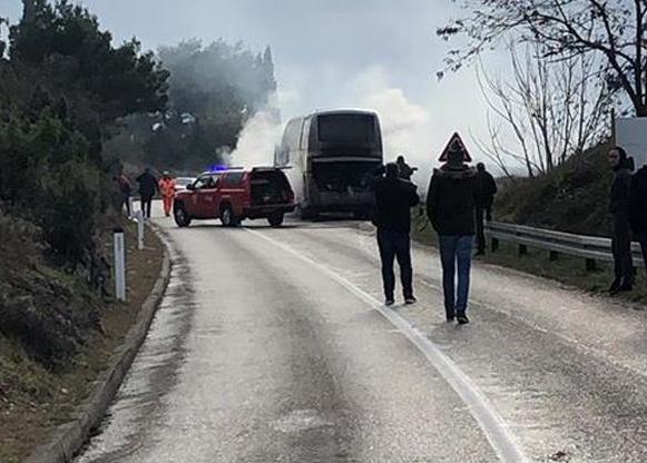 Zapalio se "Globtourov" autobus na putu Mostar - Čitluk