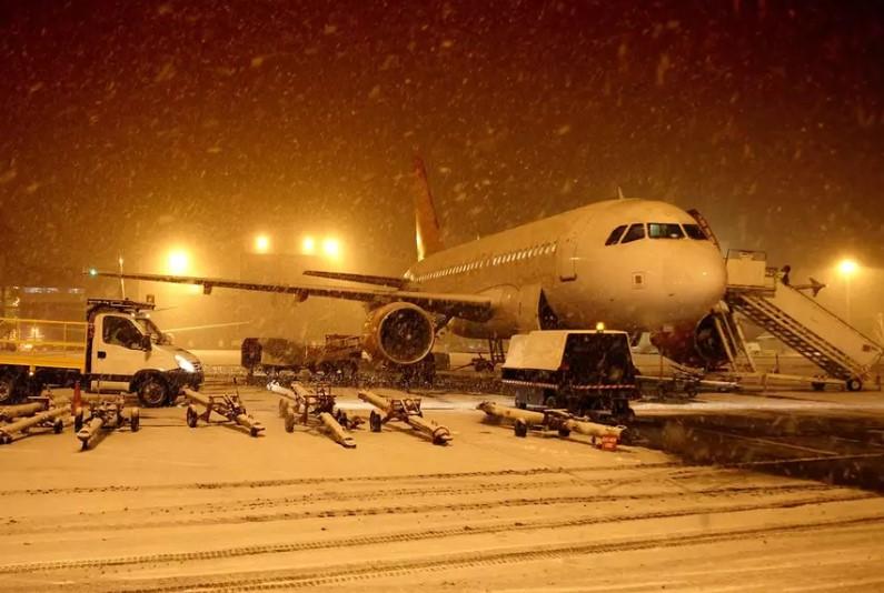 Otkazivanje i kašnjenje većeg broja letova u SAD - Avaz