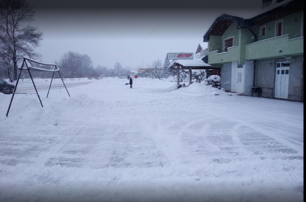 Noćni bar “Pit stop” u Prnjavoru - Avaz