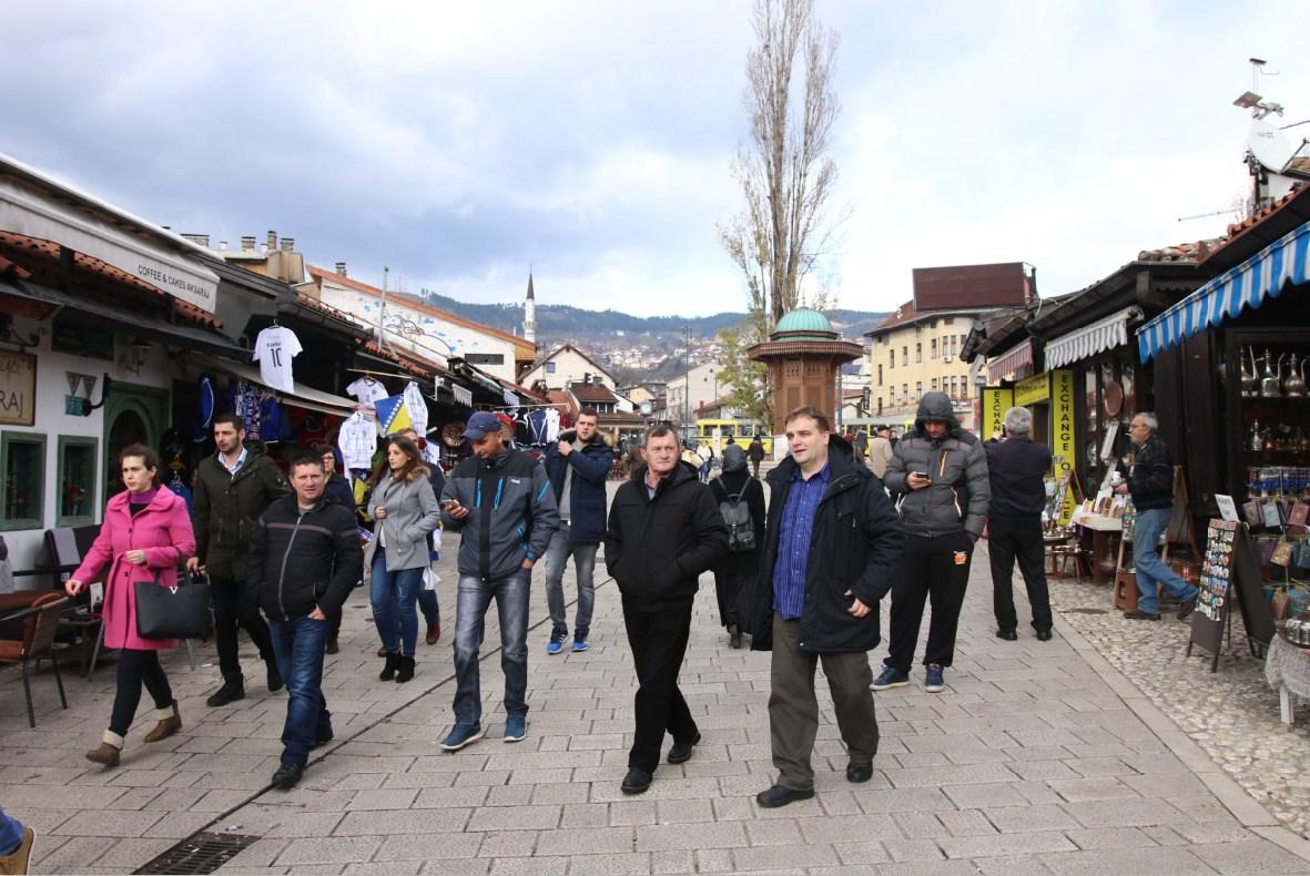 U BiH danas oblačno, poslije podne moguća kiša