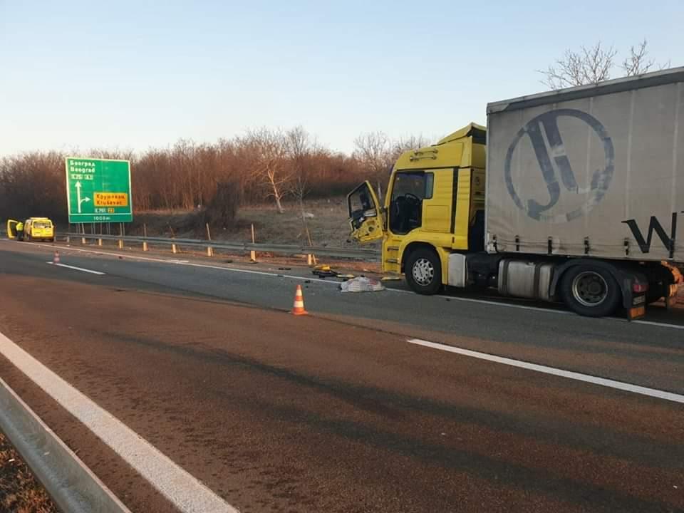 Stravična saobraćajna nesreća: Autobus usmrtio kamiondžiju iz BiH