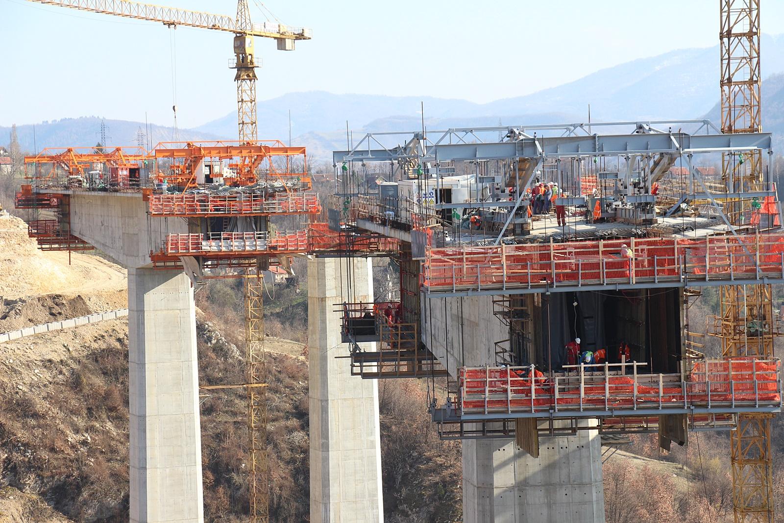 600 radnika u punom pogonu na gradilištu