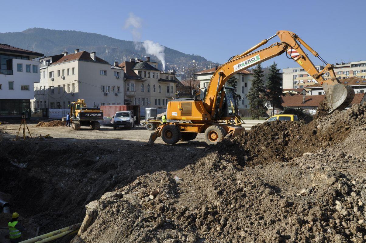 Izgradnja podzemne garaže - Avaz