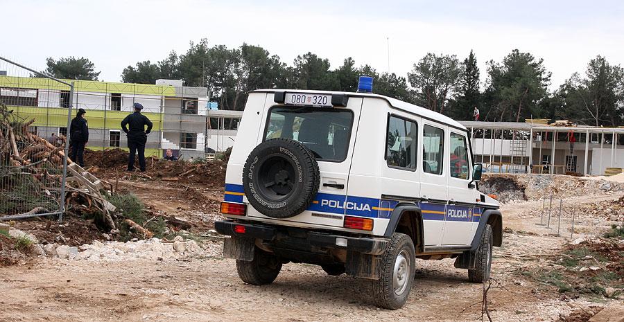 Policija će obaviti uviđaj - Avaz