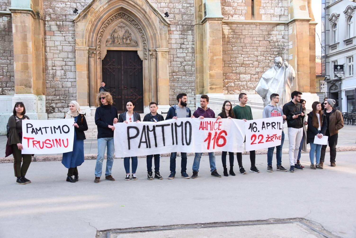 Mladi obilježili godišnjicu zločina u Ahmićima i Trusini