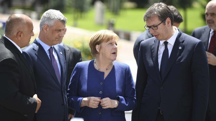 Angela Merkel okuplja regionalne lidere: Vučić i Tači da zaborave na razmjenu teritorija